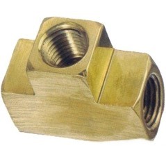 Conector Combustible "T" 1/4"